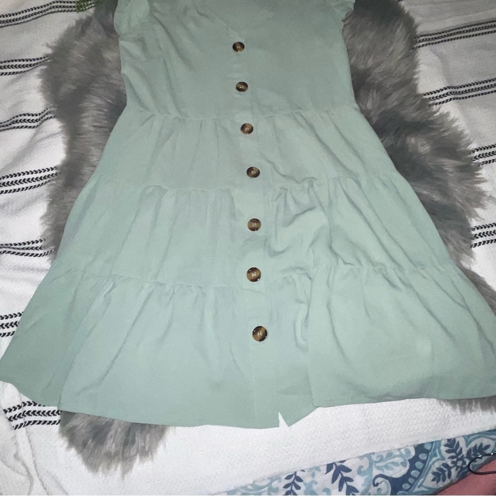 Green Ruffle Dress Size Small - Picture 2 of 10